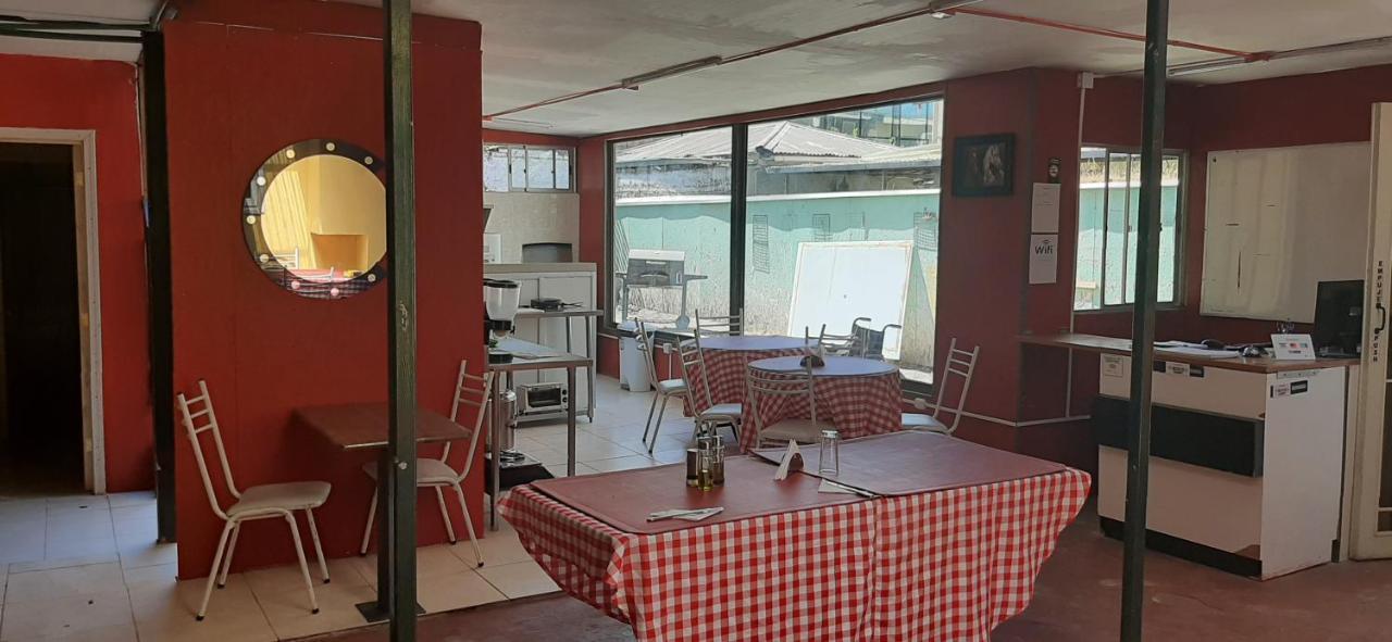 Hostal Estadio Nacional Santiago du Chili Extérieur photo